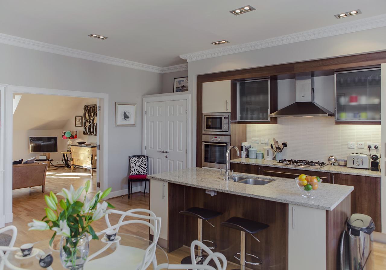 The Skyline - The Edinburgh Address Apartment Bagian luar foto